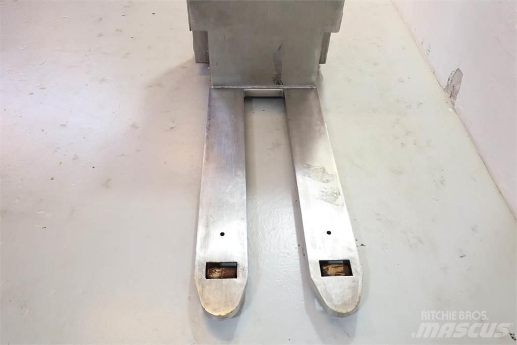  Walsted EHLR25 Low lifter with platform