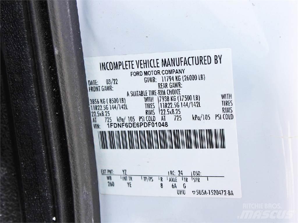 Ford F650 Flatbed / Dropside trucks