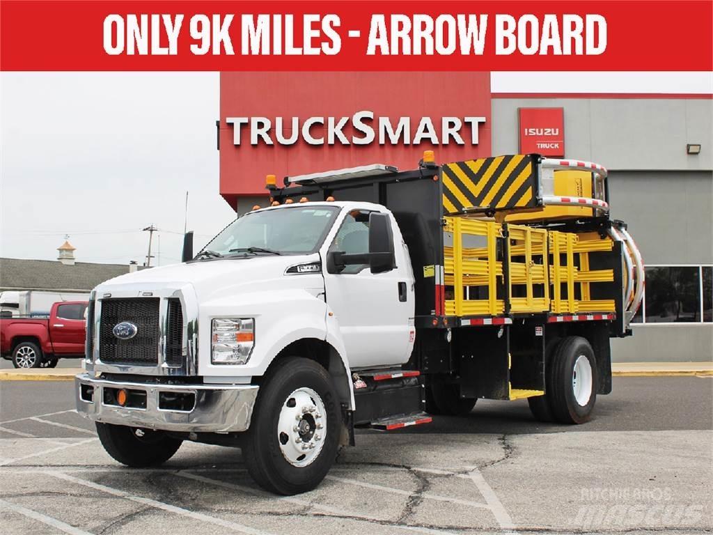 Ford F650 Municipal / general purpose vehicles