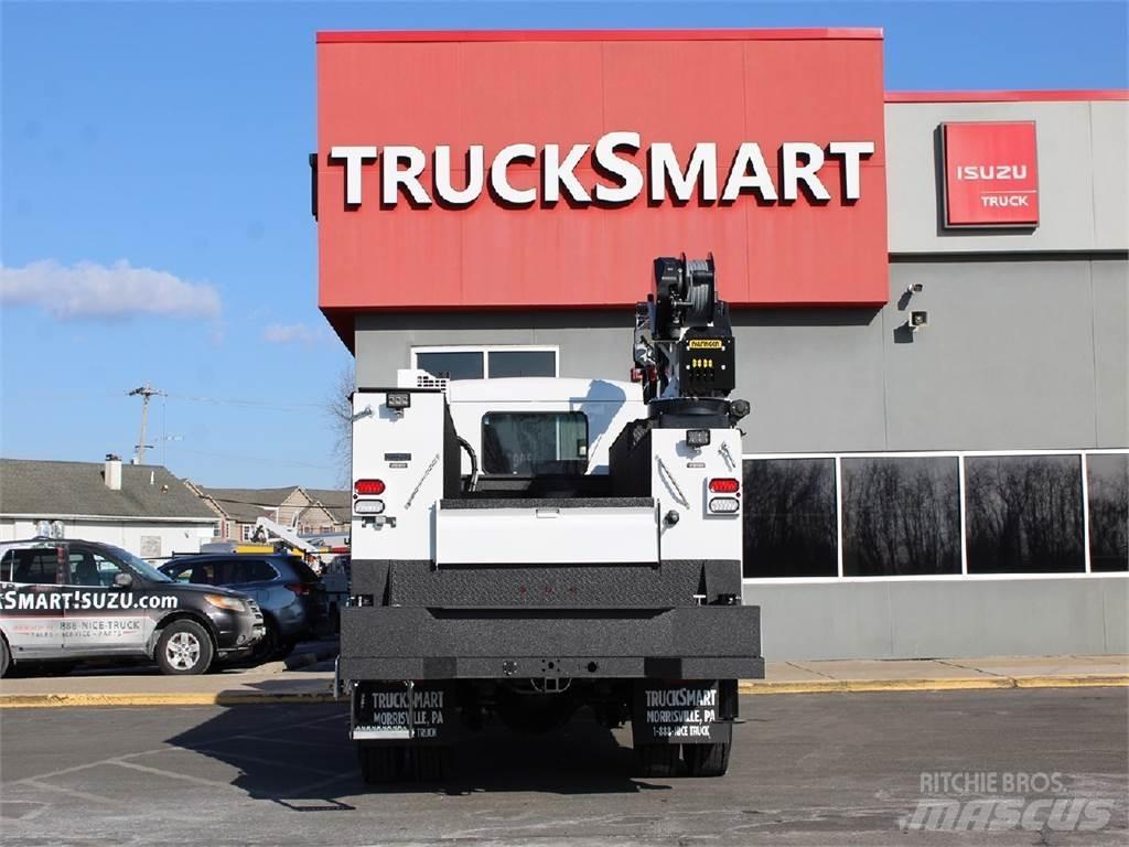 Peterbilt 537 Crane trucks