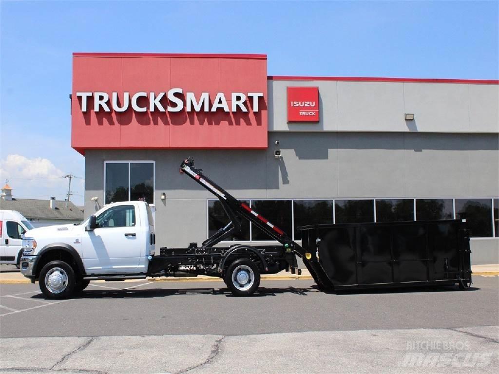 RAM 5500 Cable lift demountable trucks