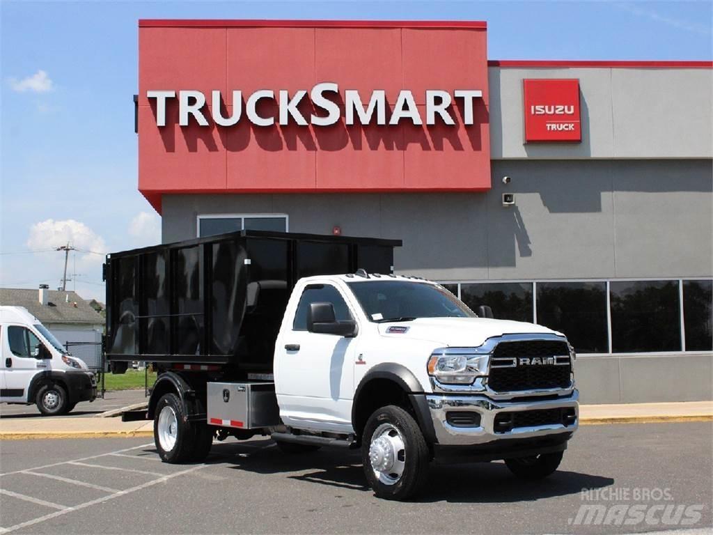 RAM 5500 Cable lift demountable trucks