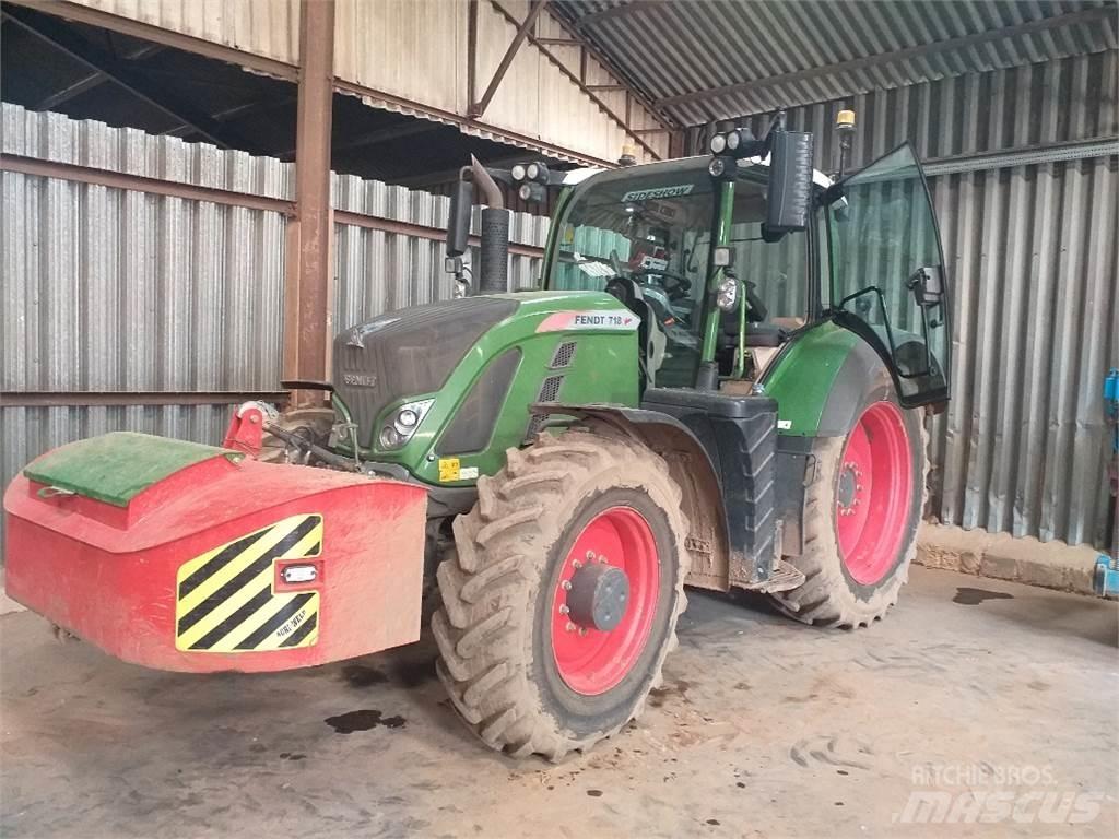 Fendt 718 Tractors