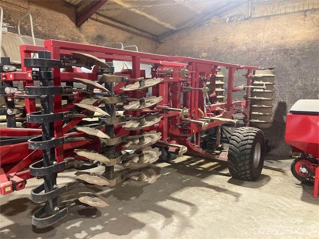  KEEBLE PROGRESSIVE Cultivators