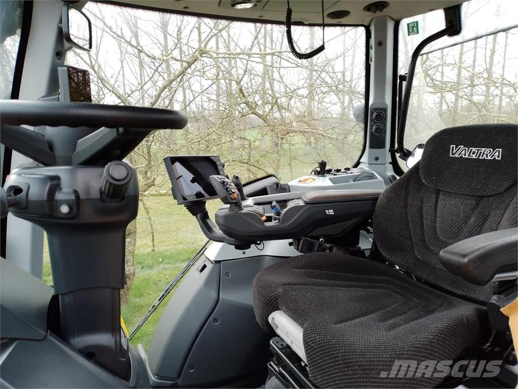 Valtra T195V Tractors
