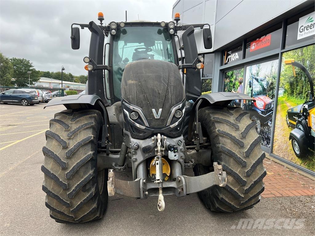 Valtra T255V Tractors