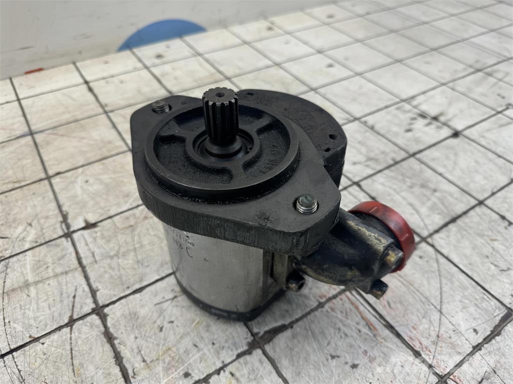 Bosch gear pump Crane parts and equipment