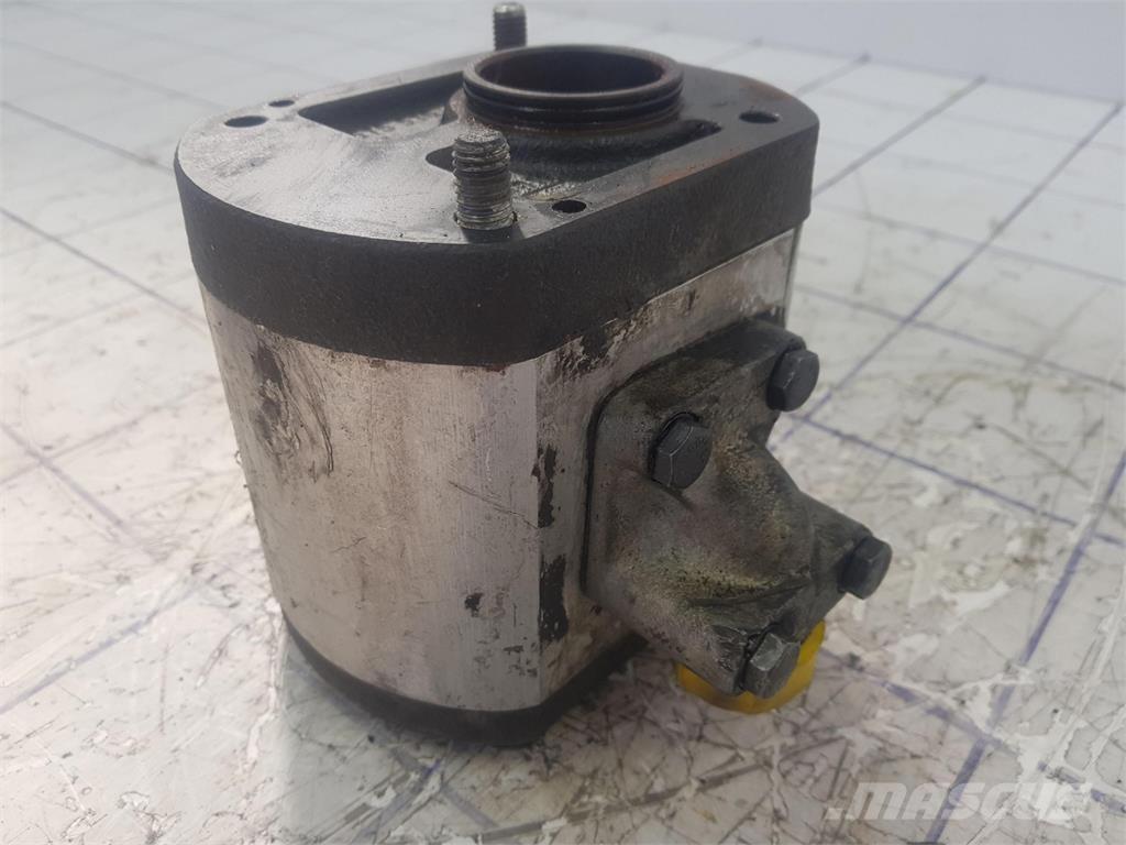 Bosch gear pump Crane parts and equipment