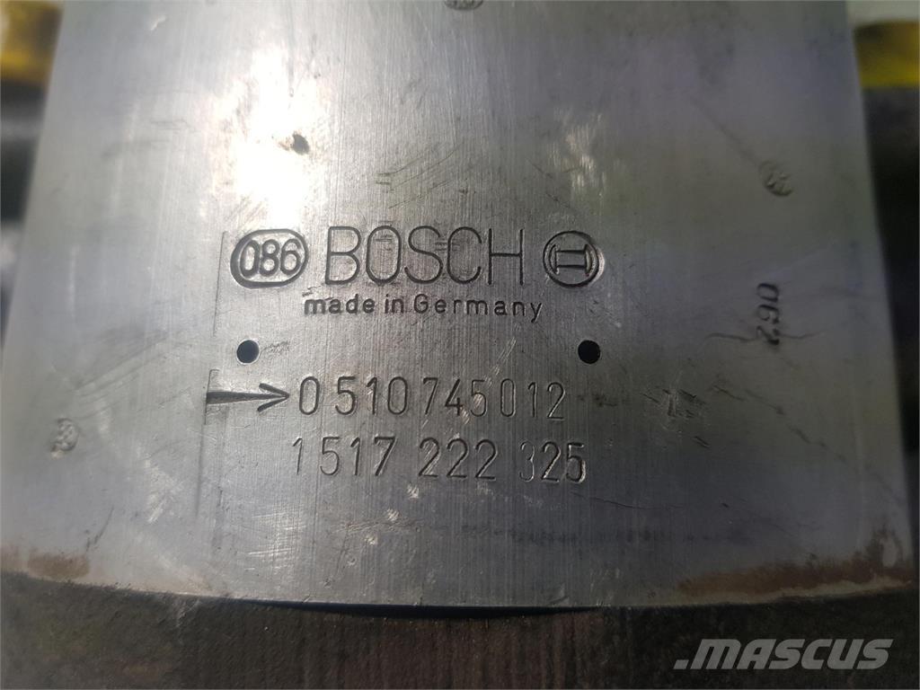 Bosch gear pump Crane parts and equipment
