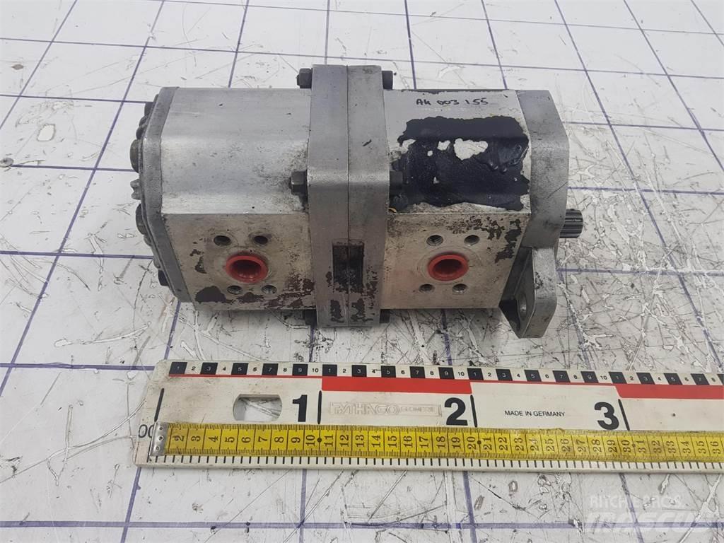 Dual gear pump Crane parts and equipment