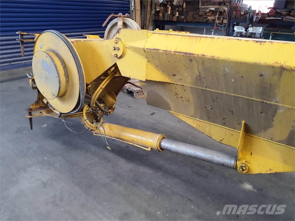 Krupp KMK 3050 jib Crane parts and equipment