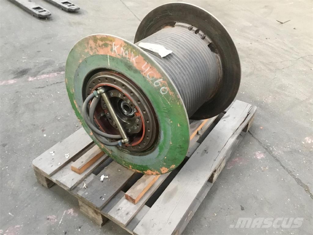 Krupp KMK 4060 winch Crane parts and equipment
