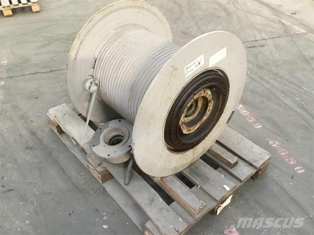 Krupp KMK 4060 winch Crane parts and equipment
