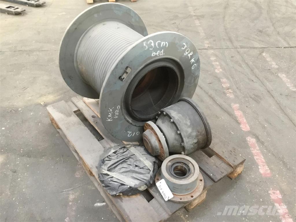 Krupp KMK 4070 winch Crane parts and equipment