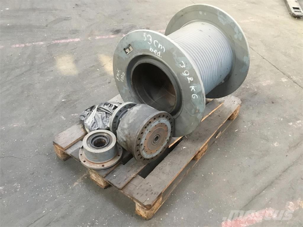 Krupp KMK 4070 winch Crane parts and equipment