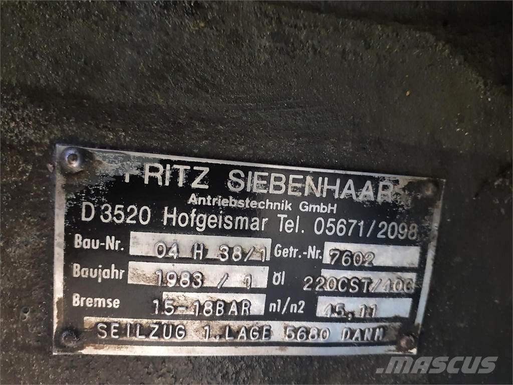 Krupp KMK 4070 winch Crane parts and equipment