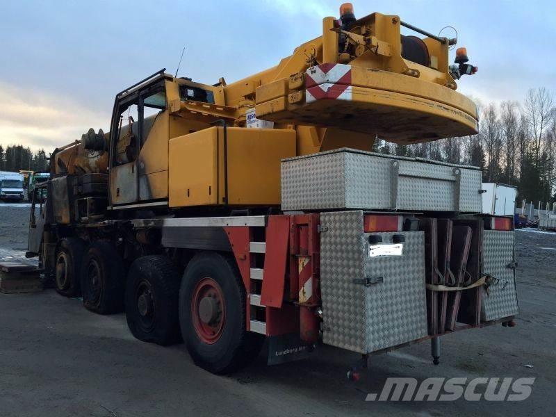 Liebherr LTM 1060-2 All terrain cranes