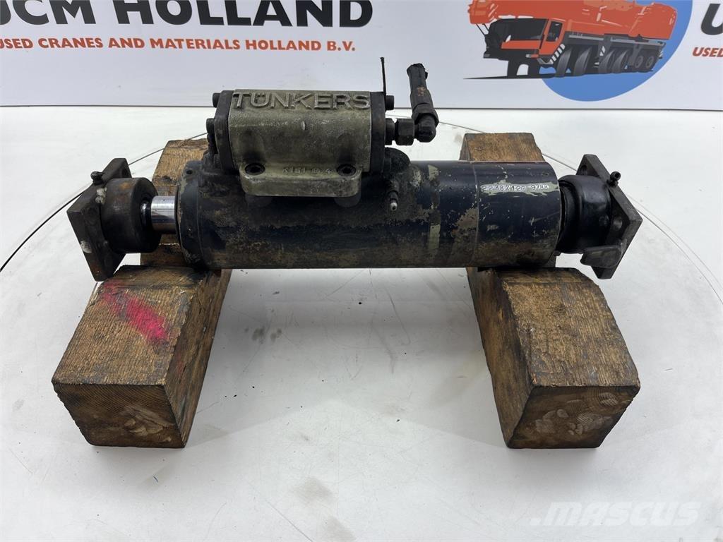 P&H S35 Cilinder Crane parts and equipment