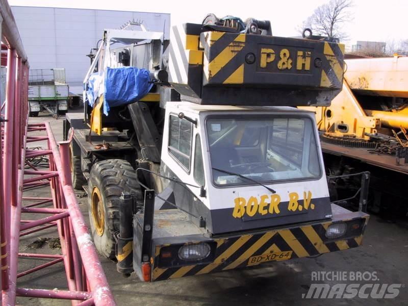 P&H S35 for parts All terrain cranes