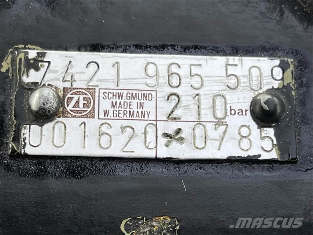  Steering box 210bar Crane parts and equipment
