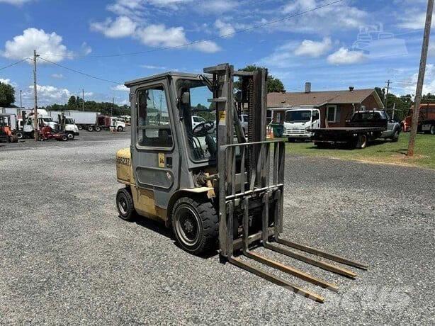 CAT DP30K Construction - Others