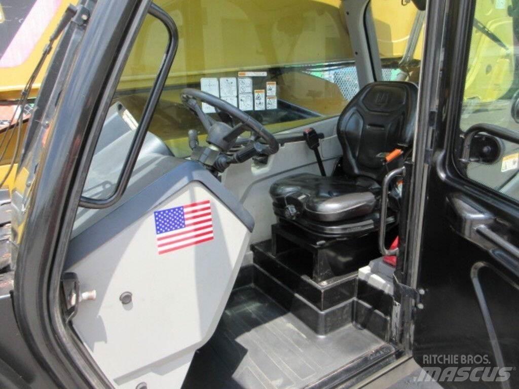 CAT TL1055D Construction - Others