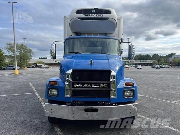Mack MD6 Construction - Others