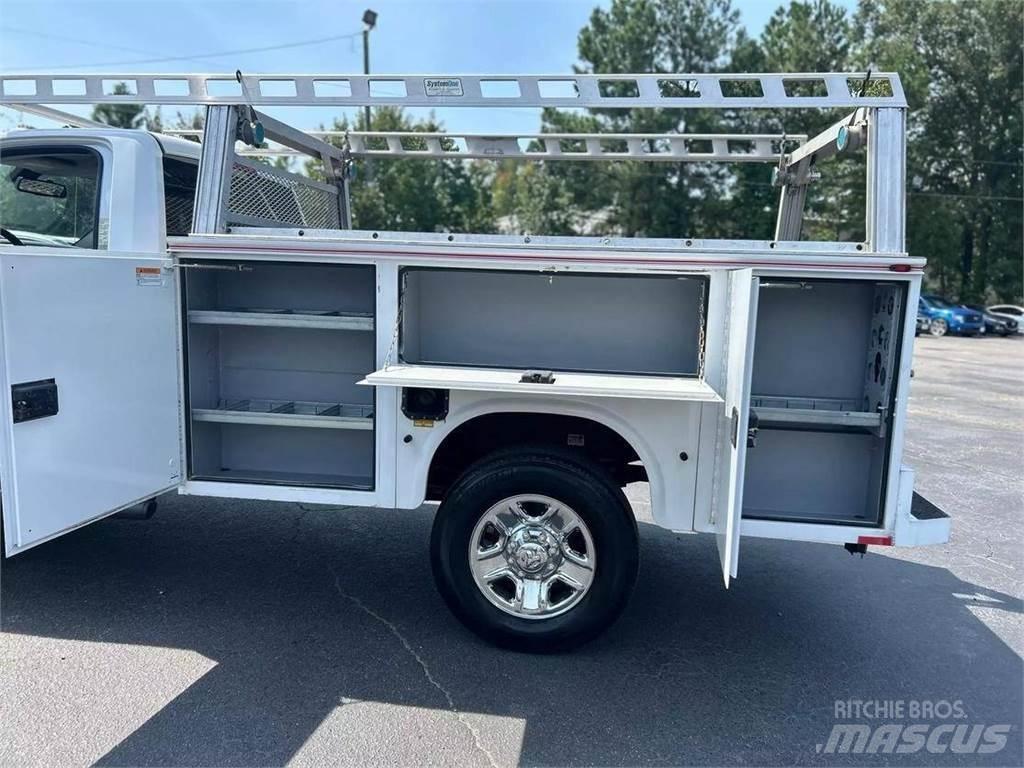 RAM 3500 Construction - Others