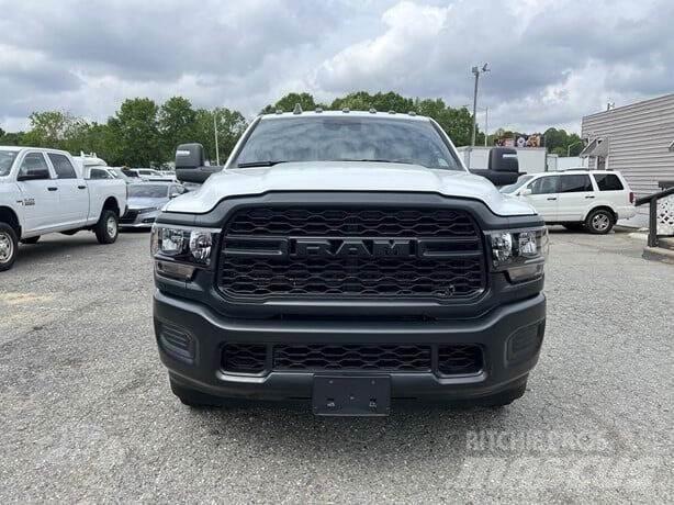 RAM 3500 Construction - Others