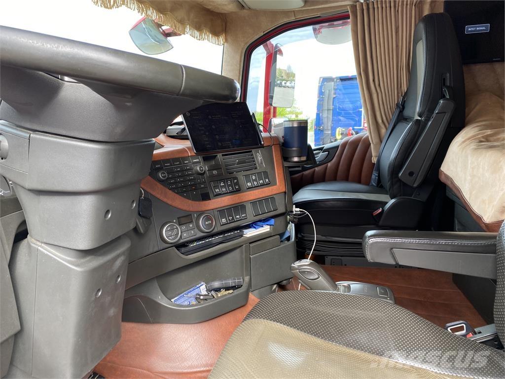 Volvo FH16 750 Tractor Units