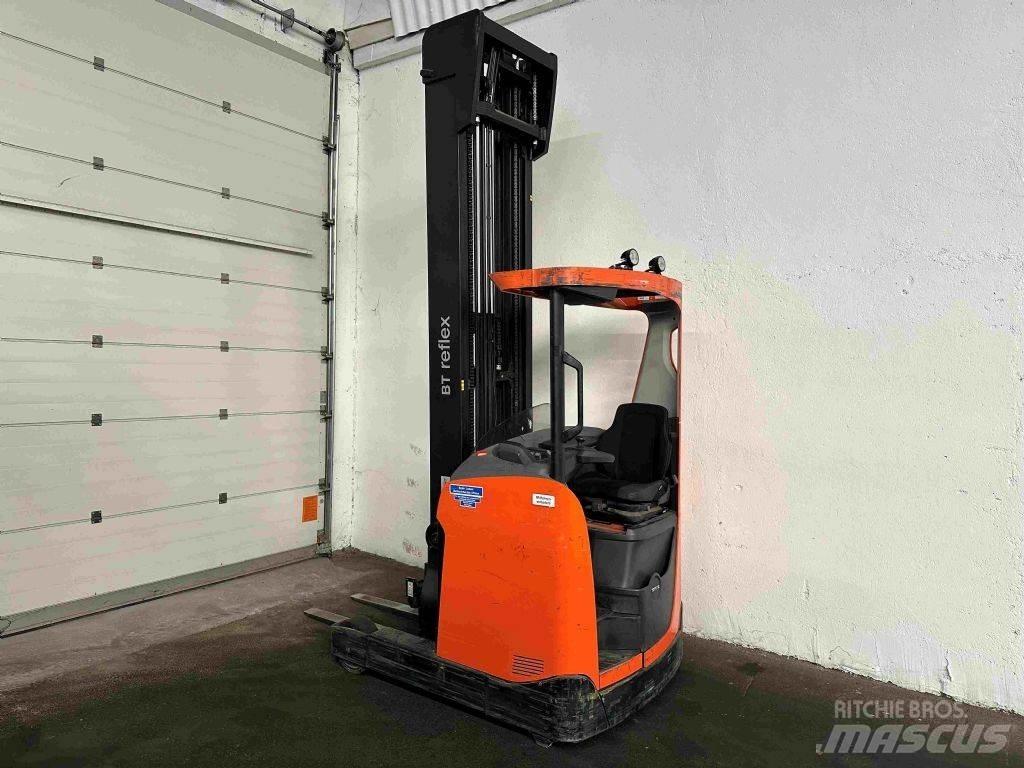 BT RRE 140 - TRIPLEX 9 m Reach trucks
