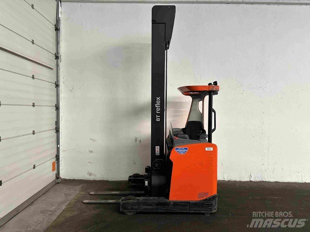 BT RRE 140 - TRIPLEX 9 m Reach trucks