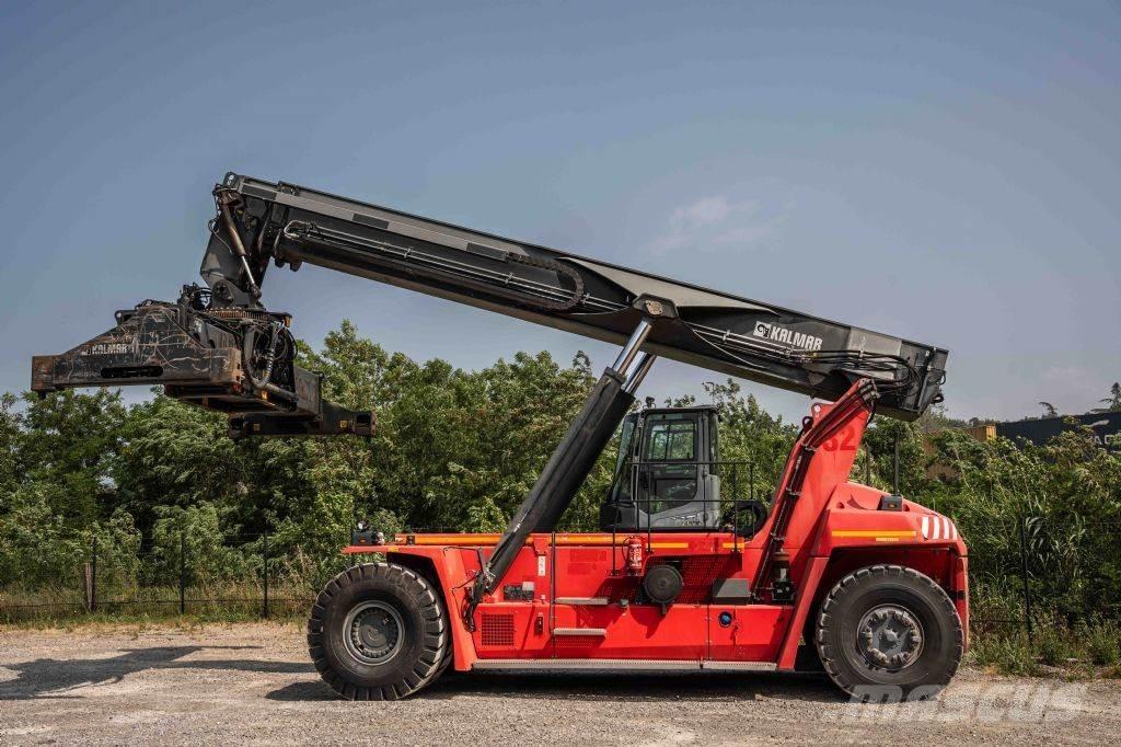 Kalmar DRG450-60S5 Reachstackers