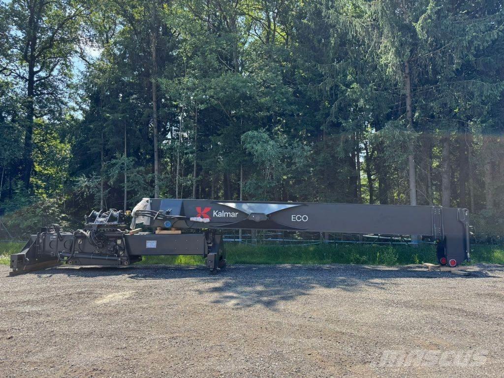 Kalmar DRG450-60S5ME Reachstackers