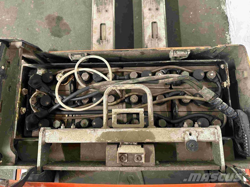 Toyota LPE 200 Low lifter