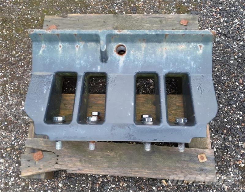  - - - Combine harvester accessories