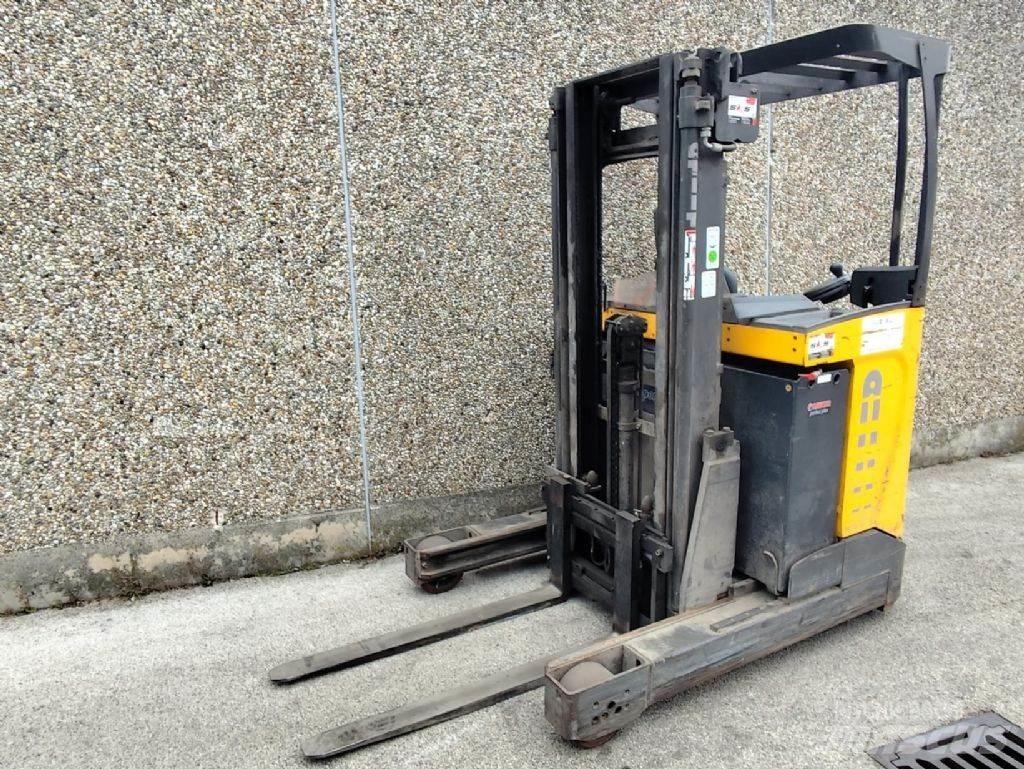 Atlet UMS160 Reach trucks