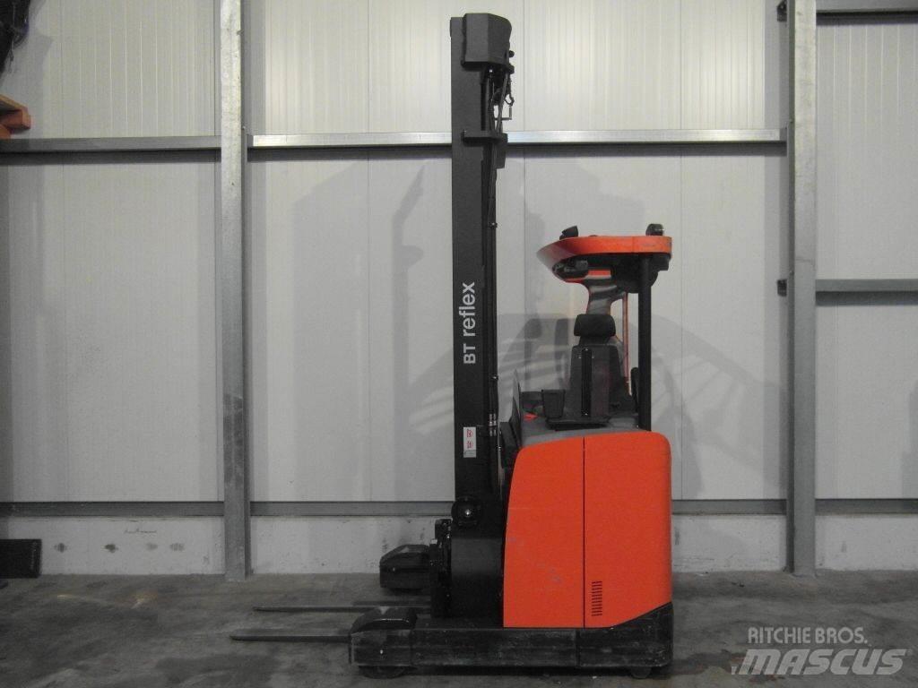 BT RRE140E Reach trucks