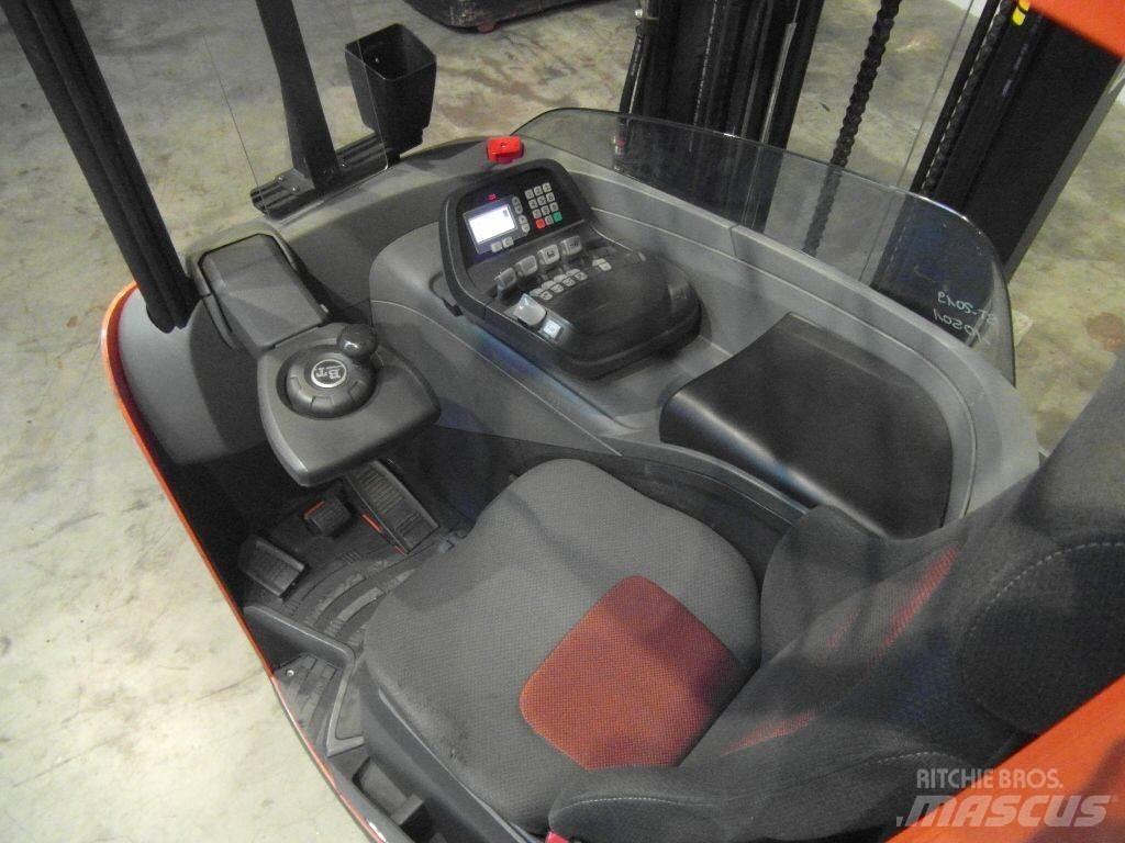 BT RRE140E Reach trucks