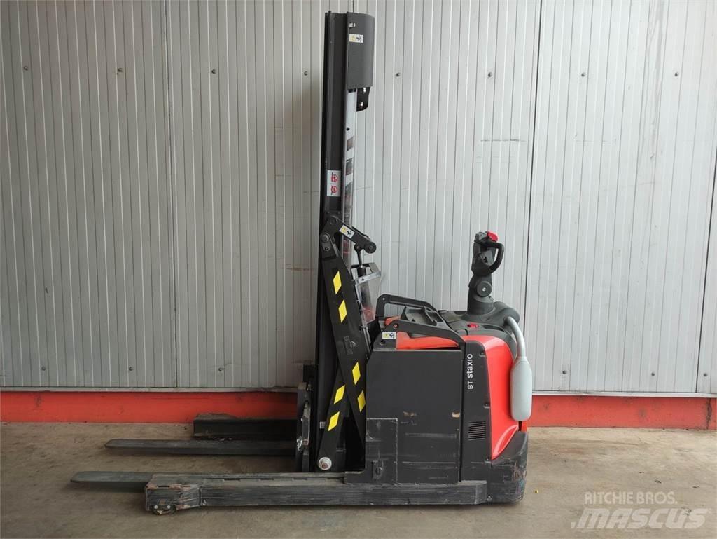 BT SPE120 XR Reach trucks