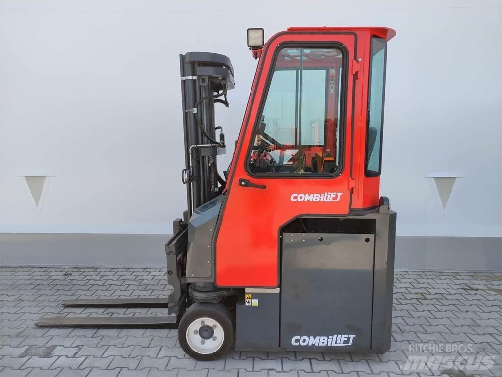 Combilift CBE3000 Diesel trucks