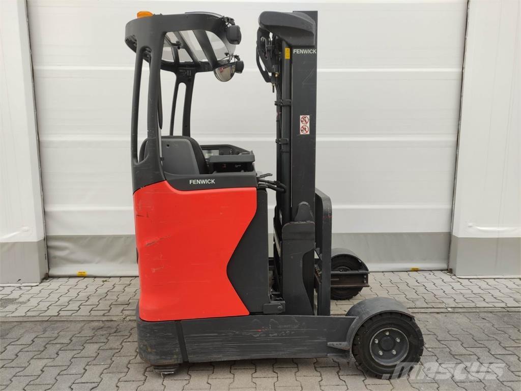 Linde R16G-01-1120 Reach trucks