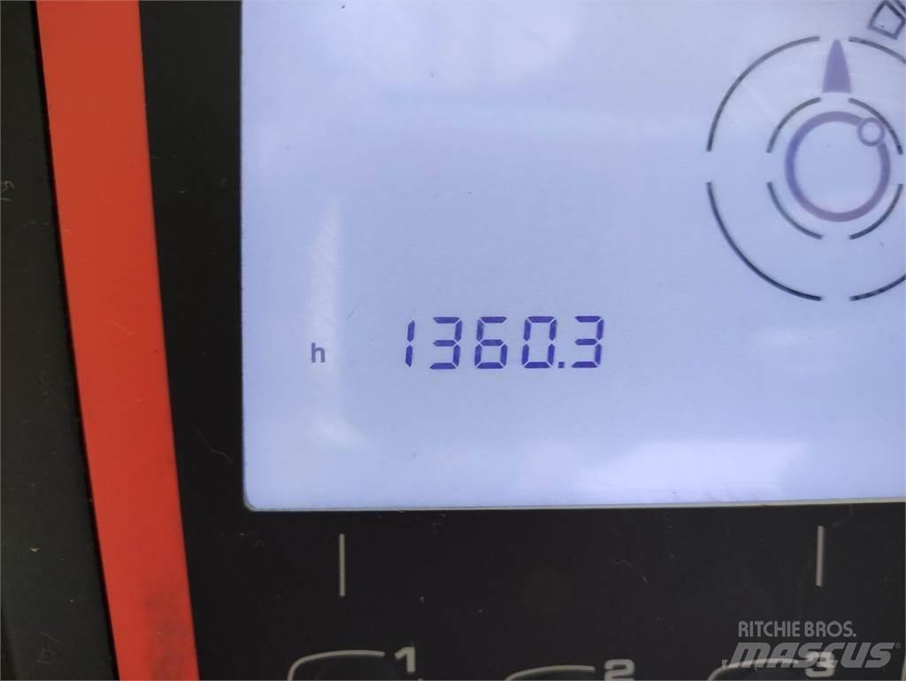 Linde V10-02 High lift order picker