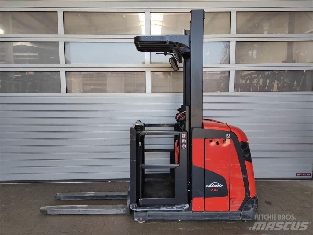 Linde V10-02 High lift order picker