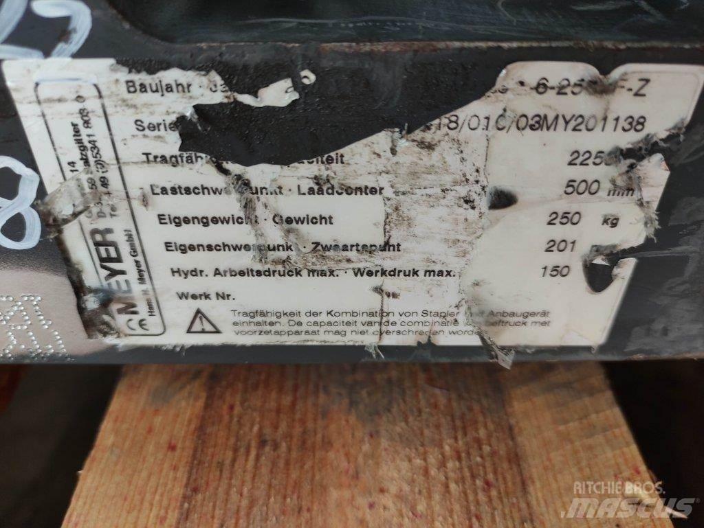 Meyer 6-2504F-Z Material Handling - Others