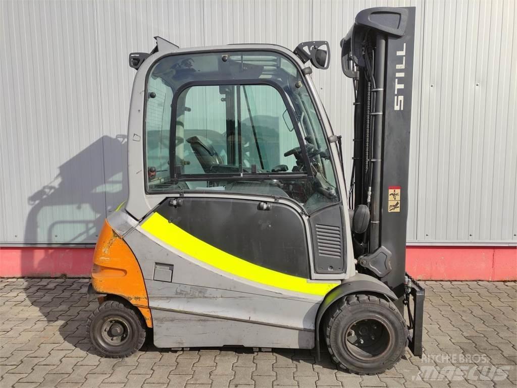 Still RX60-35 Electric forklift trucks