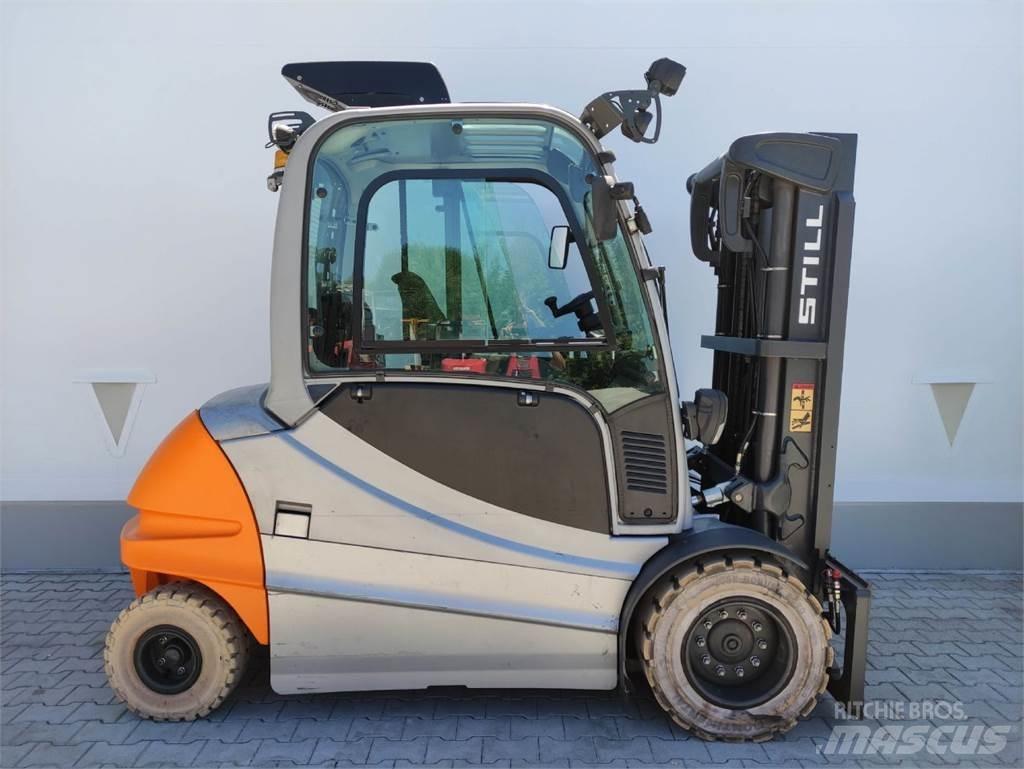 Still RX60-50/600 Electric forklift trucks