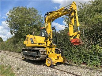 Komatsu Road Rail PC 110