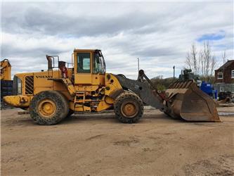 Volvo L 220 E