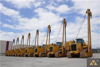 Caterpillar 587R